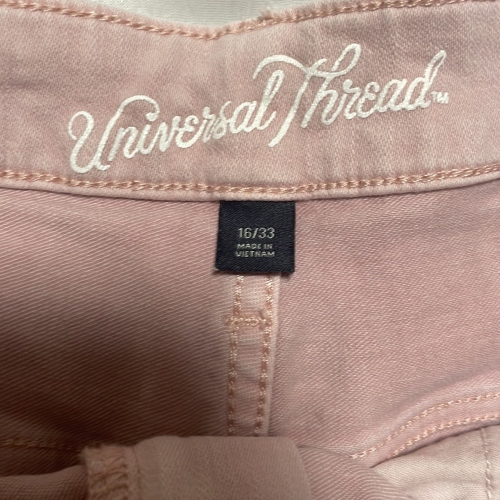 Universal Thread High Rise Midi Rolled Up Hem Jean Shorts Size 16 - Picture 3 of 11